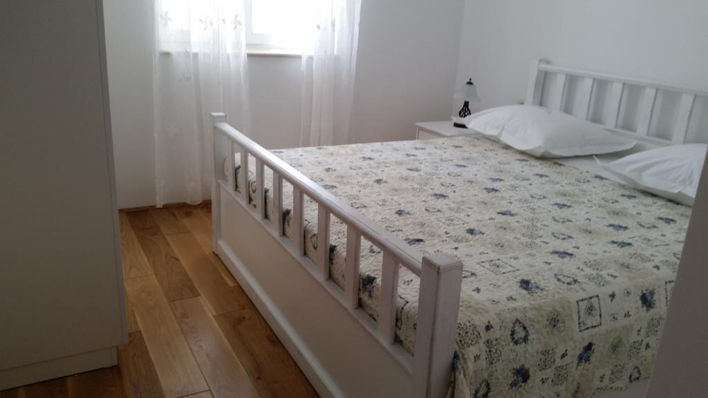 Apartments Rustic Biograd Na Moru Cameră foto