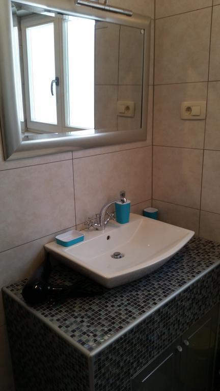 Apartments Rustic Biograd Na Moru Cameră foto